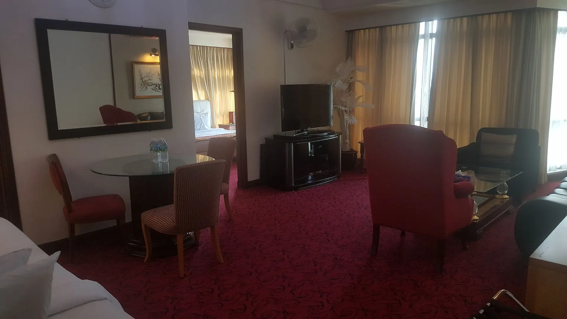 Kl Super Service At Times Square Otel Kuala Lumpur