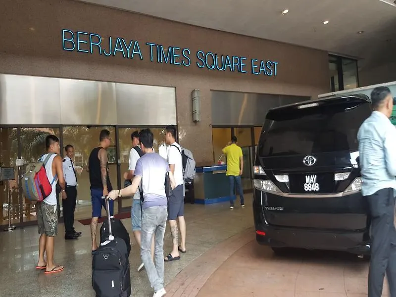 Kl Super Service At Times Square Otel Kuala Lumpur